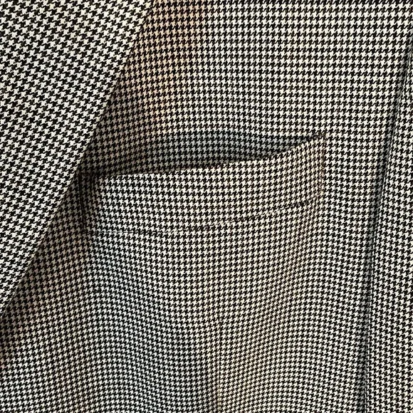 Nautica black and white houndstooth men’s suit jacket . Size 42R. 6 pockets - Picture 10 of 15